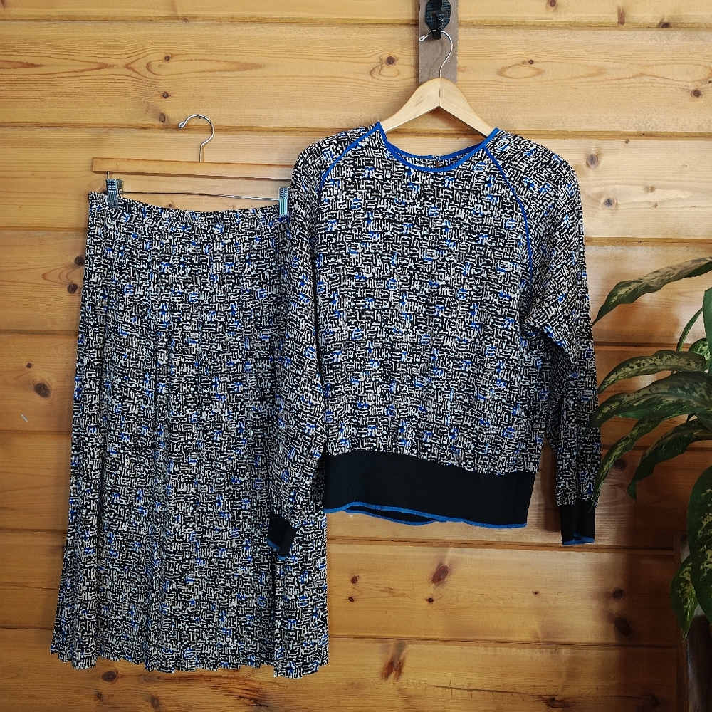Andrea Gayle Vintage Skirt Suit 2PC Set 80s 90s Blue Multi Geo Stretch Top Sz 12